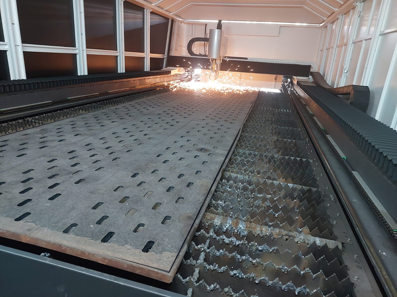 CNC Lazer Kesim